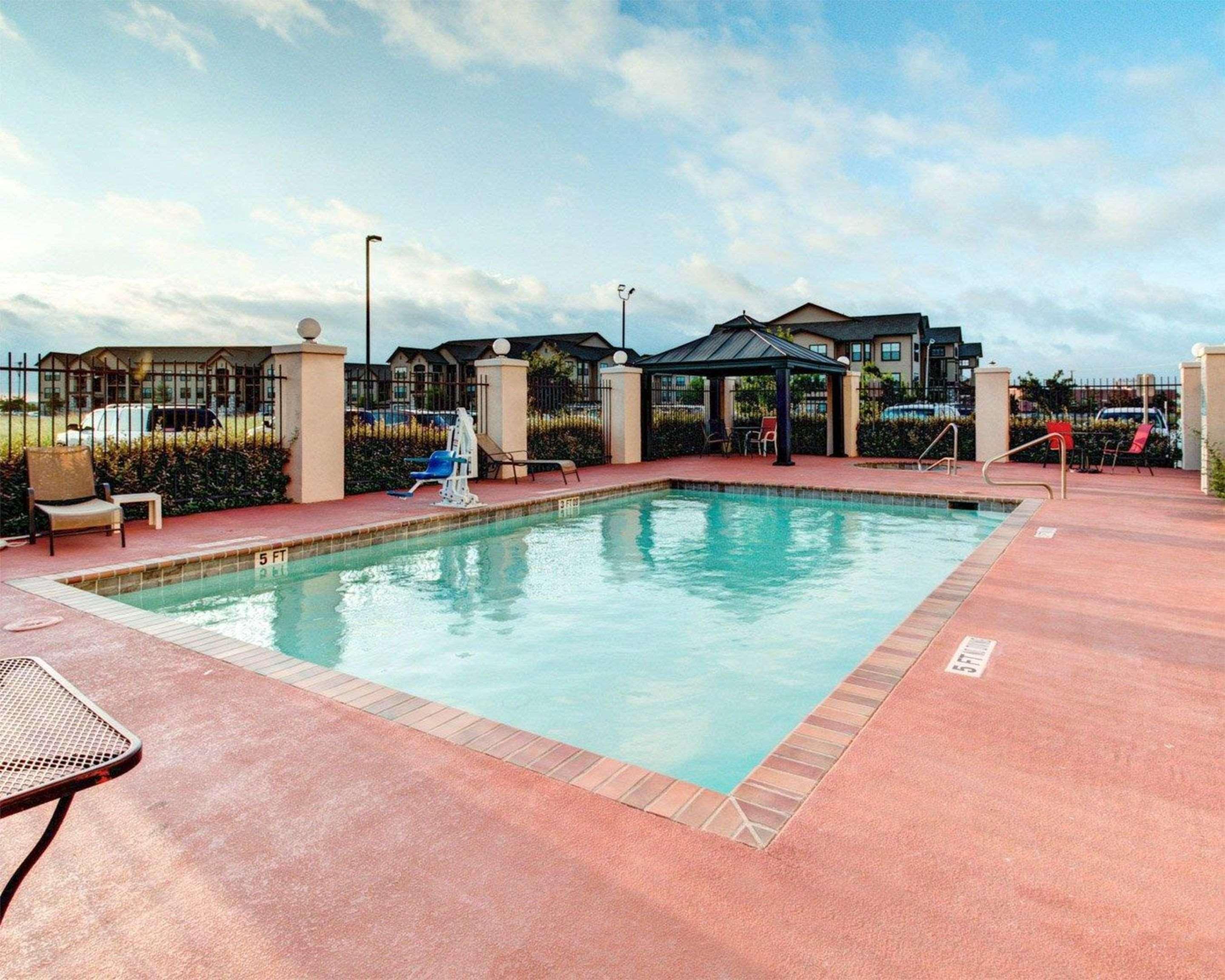 Comfort Suites Waxahachie - Dallas Экстерьер фото